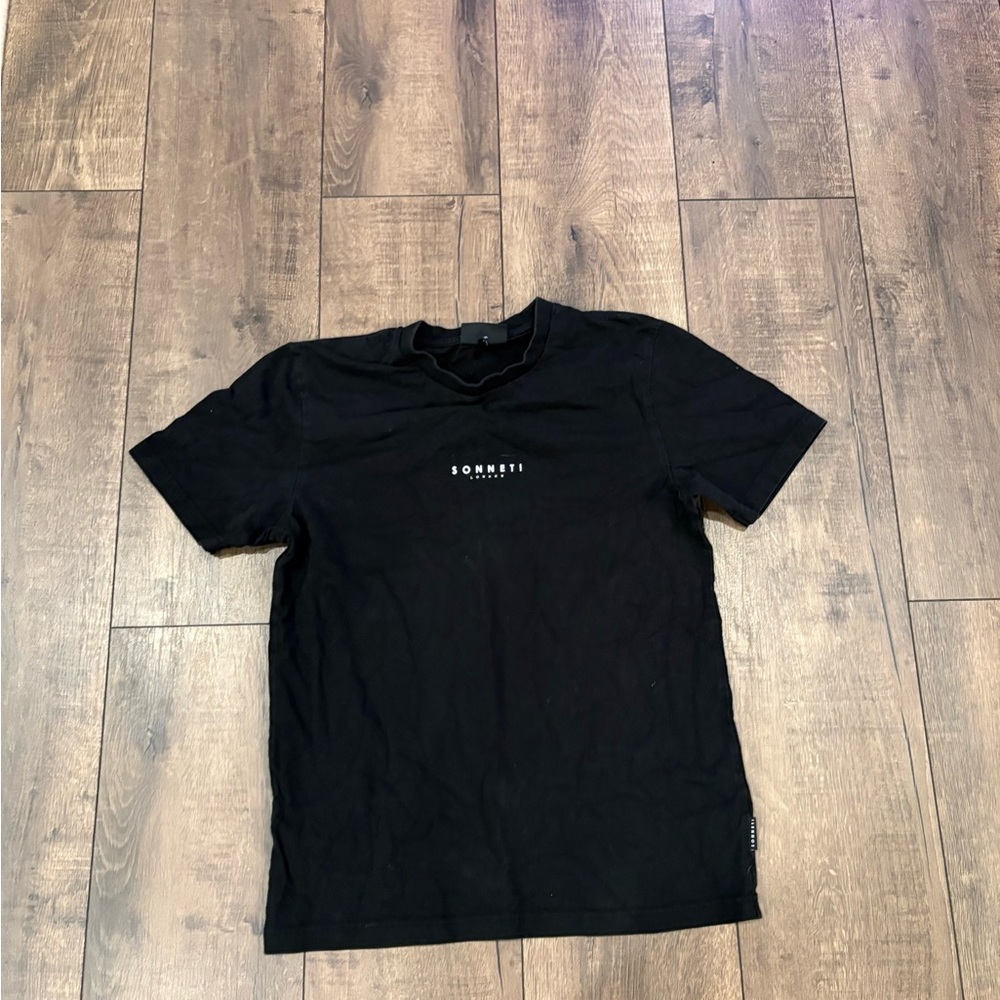 Sleek Black Short Sleeve Tee